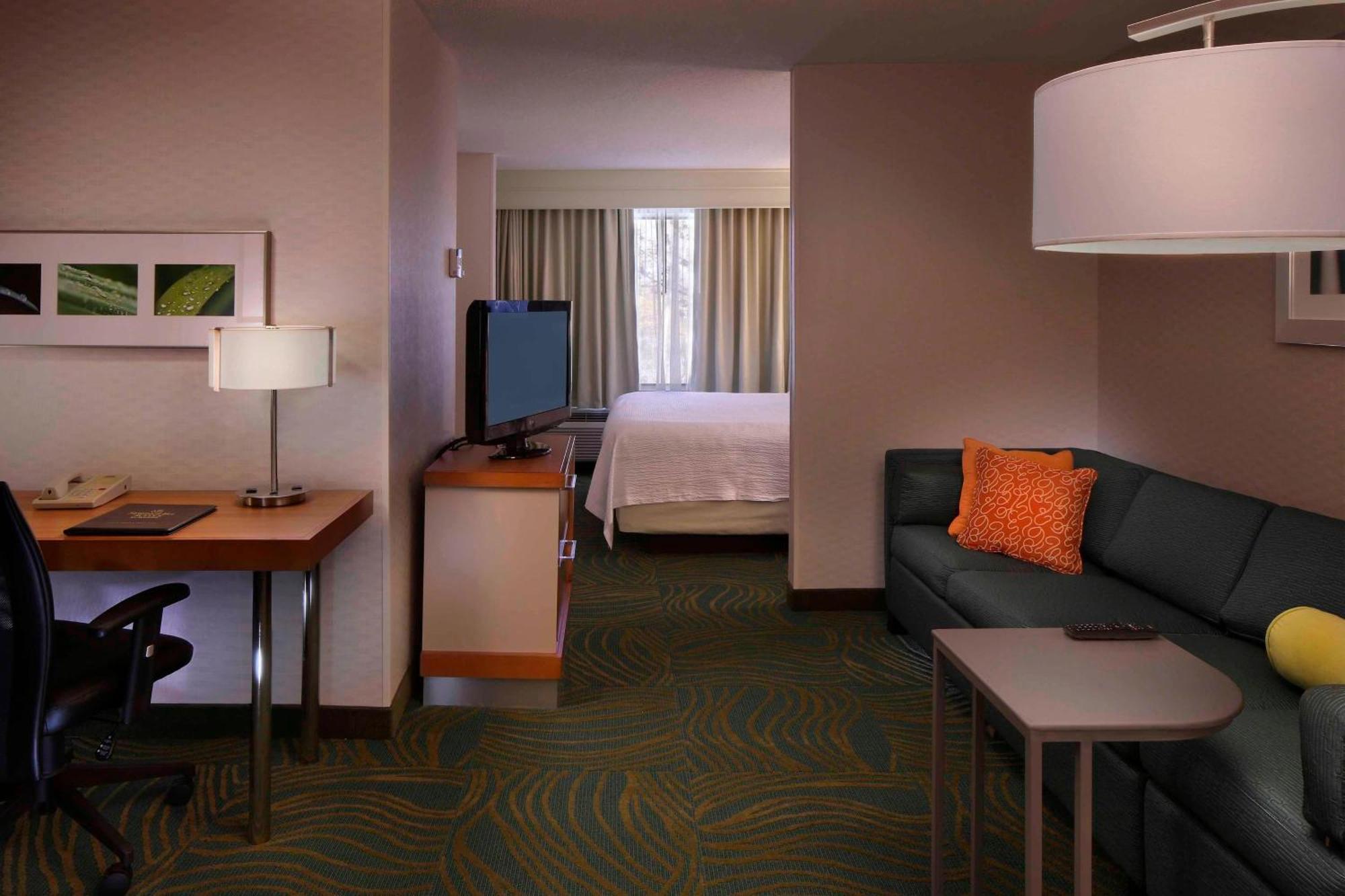 Springhill Suites By Marriott Waterford / Mystic New London Bagian luar foto